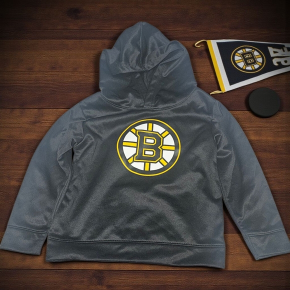 NHL Other - NHL Kids Black Hoodie with Bold Logo